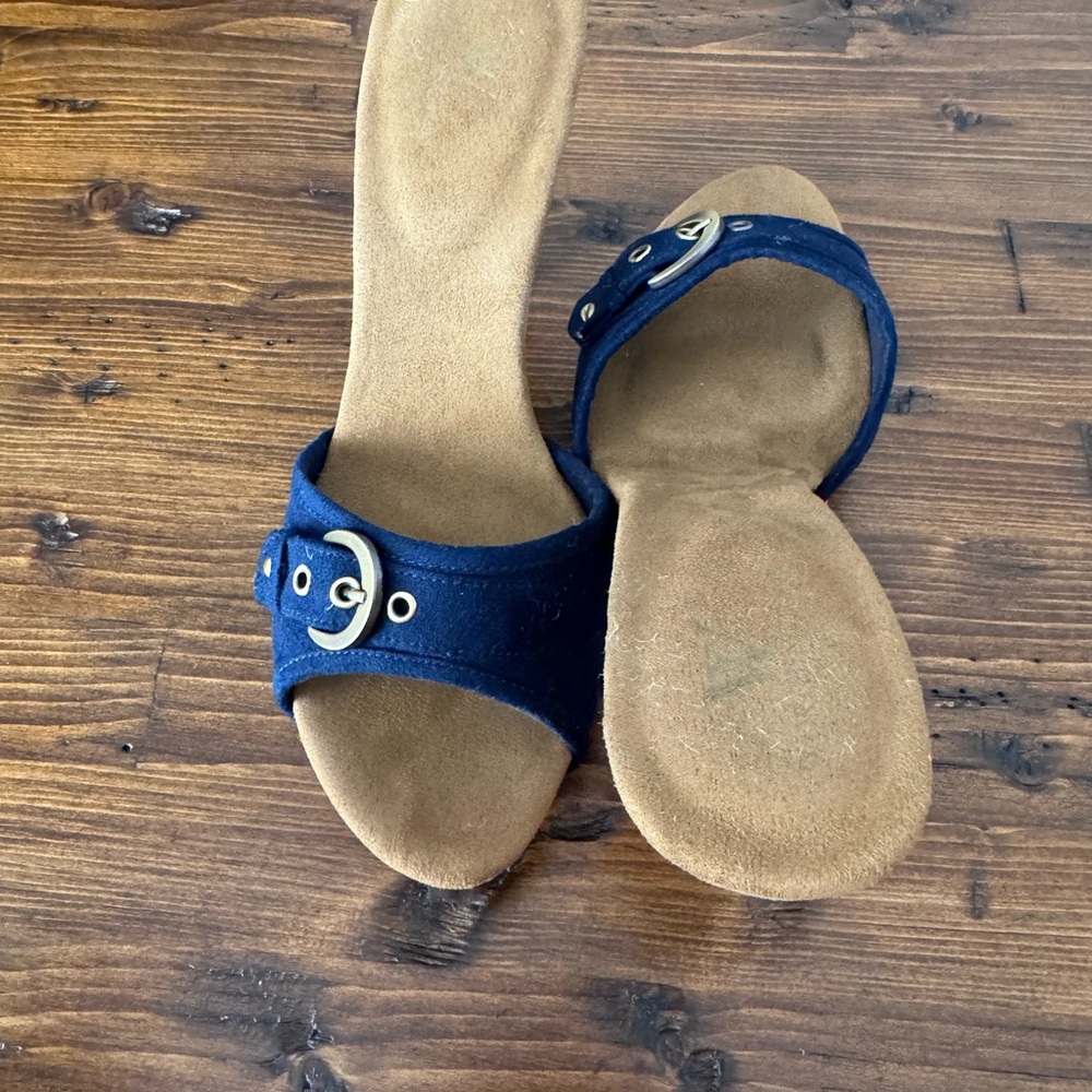 Worthington Navy and Tan Slide Sandals - Picture 2 of 10